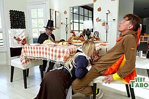 Wet thanksgiving feast full of lust and juices oh man