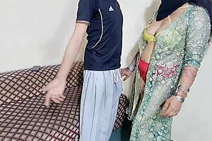 PUNJABI SARDARNI OF POLA SINGH TAKES ROUGH ANAL IN DOGGYSTYLE WITH DIRTY HINDI TALK!