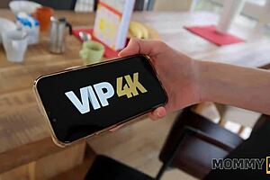 Mommy4k Czech milf sneaks a steamy bathroom fuck with young 18+ dude 😏🚿