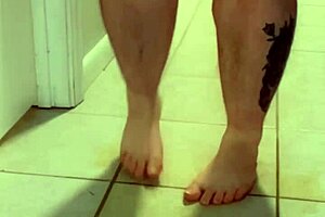 what's the ultimate pee experience like in the toilet?