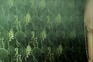 Maîtresse Kantalie Et Esclave Ebed Aux Amazones Croix Et Esclavage