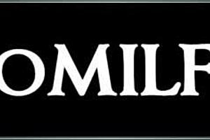 adriana chechik toys jasmine jae's ass in this hot lesbian milf scene