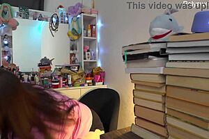 hey, check out this russian actress filming her solo behind-the-scenes clip