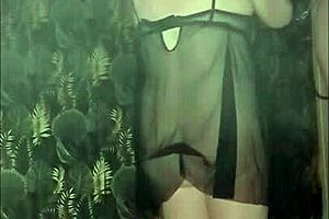 Maîtresse Kantalie Et Esclave Ebed Aux Amazones Croix Et Esclavage