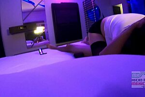 La Secretaria Cuckold Follando Frente A Su Marido 3