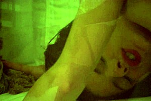 after losing a game of pool she gives her ass to her husband