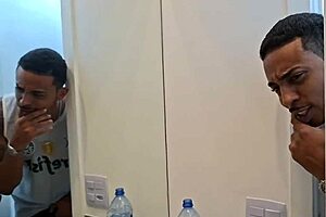 Deutsche sekretärin milf lässt sich outdoor vom verkäufer am auto ficken