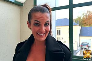 Big tits milf Amy l'avocate du sex hard with European slut in lingerie and small waist