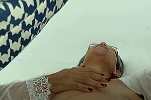 My sexual relationship with stepsisters began with masturbation