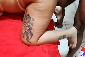 Susan shows bikini marks and bends over for quick cum from boy