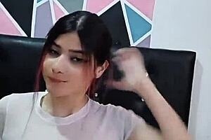 I can't believe this actress gives her stepdad such a huge real homemade blowjob, it's intense.