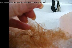 Hey, Annie Body's chilling in the bath with that monster comfy bubbles setup.