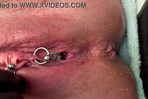 Pierced clit hard rubbing in latex gloves ends with hard stream pee solo