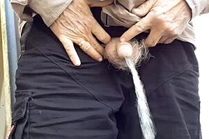 rustyas1 takes another casual piss in homemade mature clip