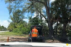 Roadside assistance, why are you fucking this thick blonde milf in doggystyle outdoors?