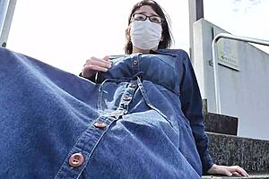 A married woman masturbates outdoors and feels pleasure：the full video is https www xvideos red channels aika-frau