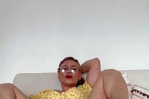 Brazilian babe dancing in dress and sunglasses, stripping panties seductively