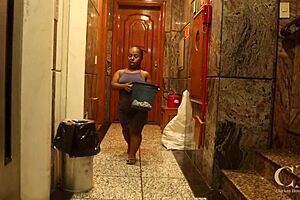 작달막한 년 큰 자지 나오자 태도 풀파도 항복