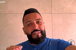 बड़ी चूचियों वाली लैटिना मिल्फ को रफ एनल डॉगी और ब्लोजॉब के बाद क्रीमपाई