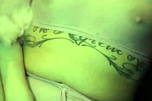 Pinklypuff's Big Ass Shakes Wildly!