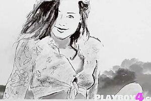 Wow, sweet Anetta Keys strips naked outdoors! Sexy milf exposes tits, ass, and pussy in hot solo tease!