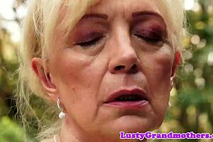 Doggystyle banged gilf takes outdoor pounding