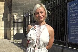 kim, at 41 you're an unreal french milf from reims with pretty skinny curves, right?