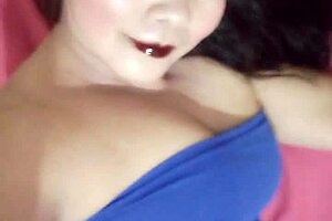 Scorpiotinna Displays Her Sexy Stockings and Beautiful Feet in Mature Style