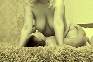 I fuck juicy sexy milf in hotel-vintage vid