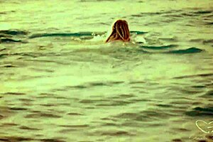 hey its olive gee with busty milf and blonde friend licking pussy in bed 😏👩‍❤️‍💋‍👩