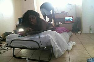 Man, I’m totally hooked on these real sexy amateur hood milfs with their curvy ebony bodies