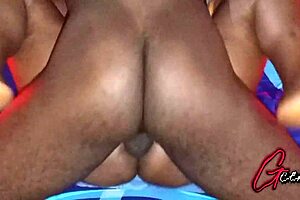 Girlfriend starts with romantic kissing before enjoying a delicious homemade missionary orgasm with wet pussy and passionate screams