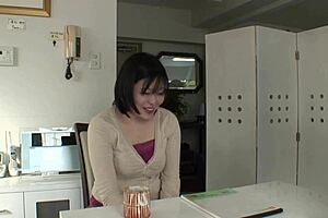 Hot Asian Girl Rica Shibuki Gets Morning Sex with Fingering and Blowjob