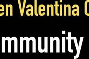 Desirable blonde samantha rone poses with big tits lingerie and curvy big ass