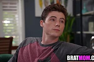 Stepmom says it's time to breed with Elana Bunnz and Jodie Johnson in a family moment