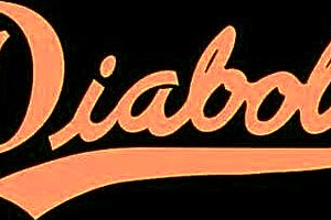 Big tittied milf Kenzie Taylor gets fucked by that huge BBC - Diabolic.