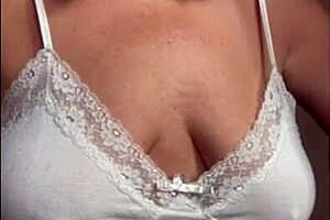 amateur homemade video shows anal masturbation with squirting from a big huge anal hole