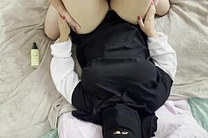 moroccan guy dives into sex with an arab girl wearing her hijab