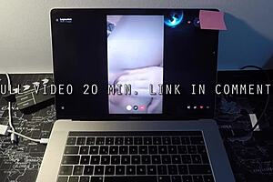 i'm this spanish milf porn actress leyva hot ctdx fucking a fan on webcam with my big ass and shaved pussy