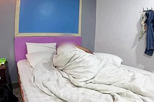 Tonight I took my ex-boyfriend to the guesthouse for some wild doggystyle fucking 😏 we got into mature couple action with wet pussy riding and missionary close-ups 🔥