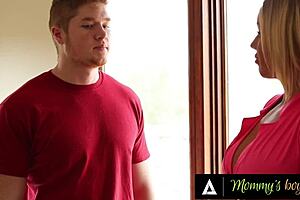 i give landlady milf olivia austin nuru massage