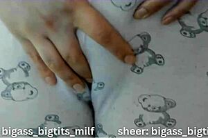 cameltoe in pajama showing puffy pussy lips