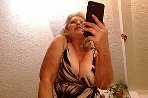 Dawnskye1962 - update 5 - 1236 giantess dawn accidently turned her tiny 18+ into a butt plug - may 01 2025