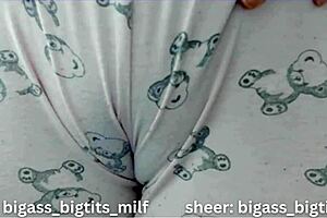 Look at that camel toe on her juicy pussy lips