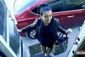 Busty tattooed Raven Lane sucks big cock and gets pounded! 💦🍆