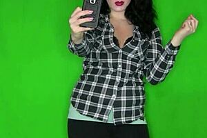 I mean barefoot domination with this pierced tattooed housewife in glasses doing femdom toes action