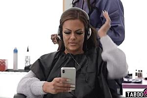 Cheating on his wife with sexy ebony salon girl milf ana foxxx in doggystyle