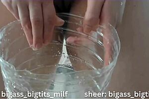 Pee-pee ng with colombian milf spreading wet pussy lips