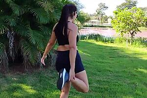 Police arrive just as the mature woman sucks a young guy in a public park in São Paulo's interior, with blowjobs and outdoor teasing.