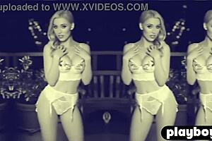 amy lee summers shows off beautiful curvy body